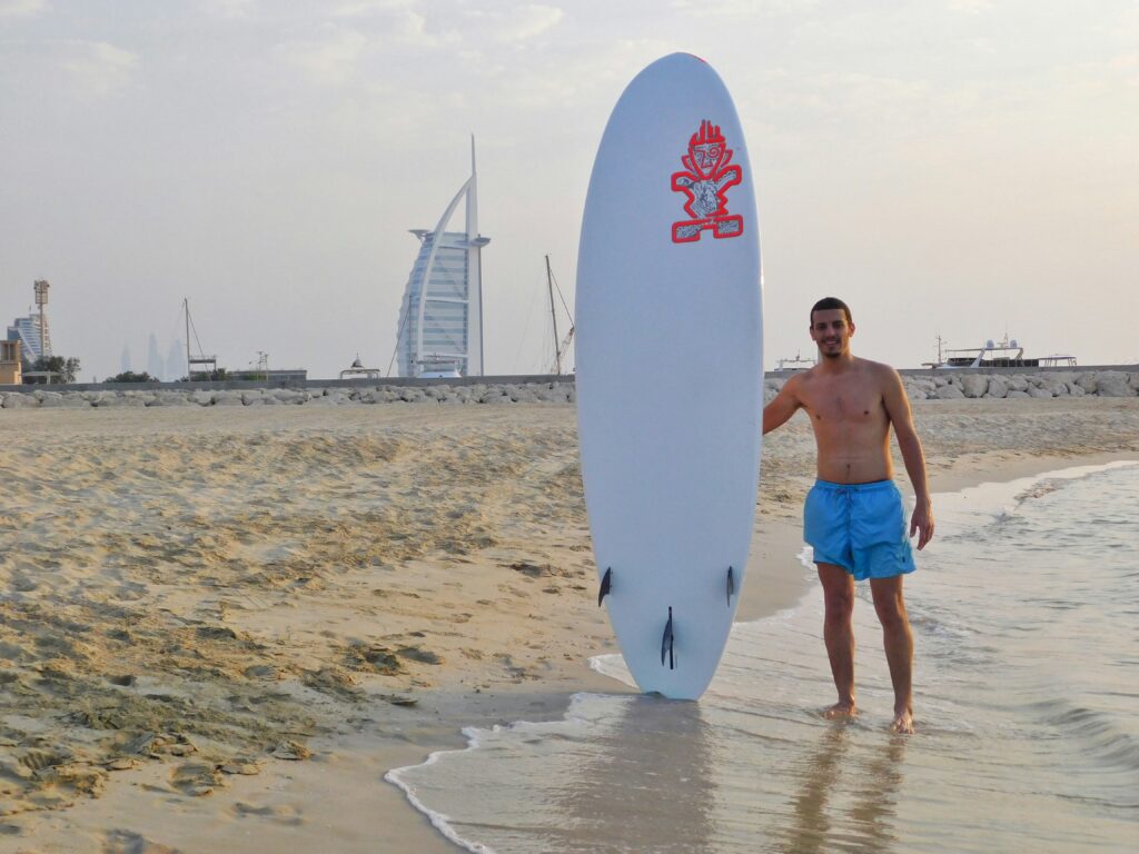 Sandboarding Dubai – The Ultimate Adventure on the Golden Dunes